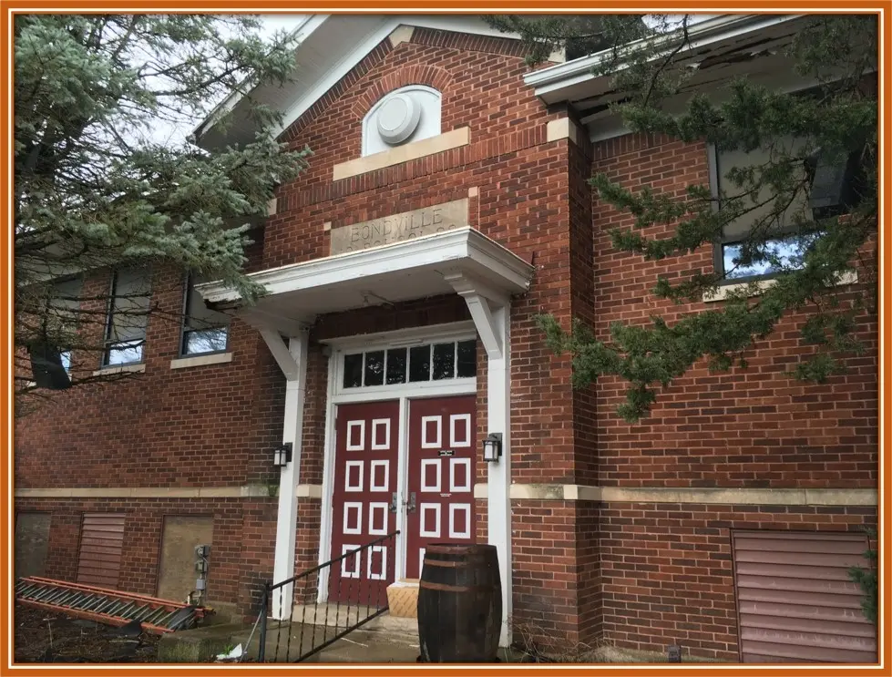 108 W Chestnut ST, Bondville, IL 61815