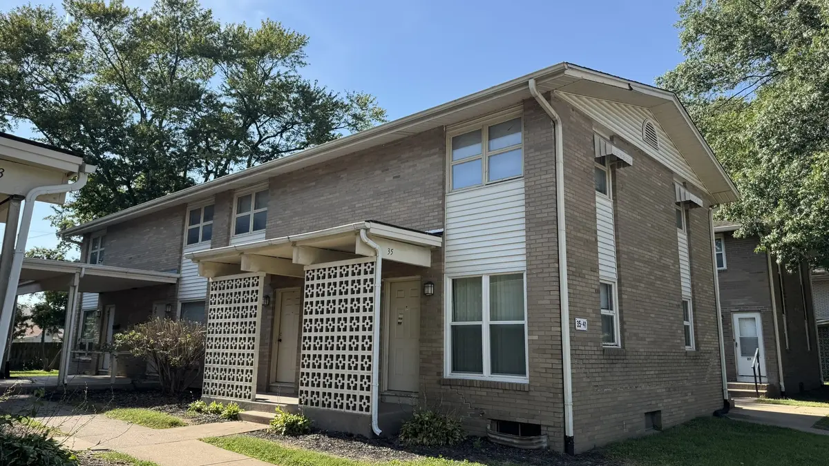 39 Sutton CT #39, Bettendorf, IA 52722