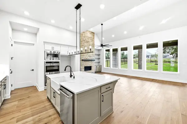 315 Leaning Rock RDG, Austin, TX 78737