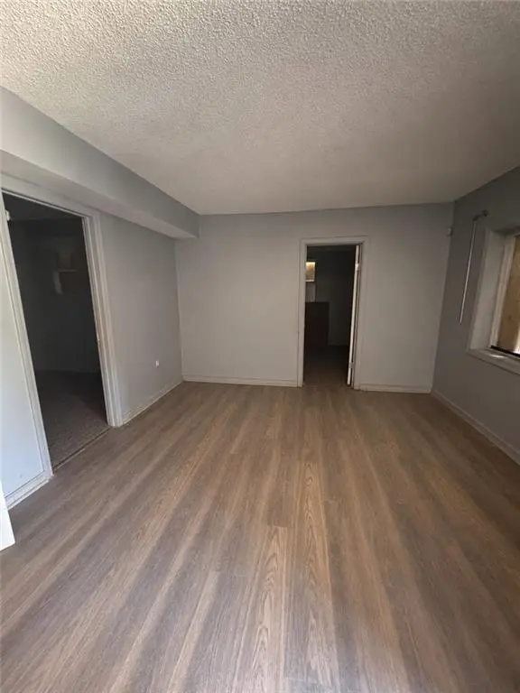 518 Blue Ridge BLVD, Kansas City, MO 64125