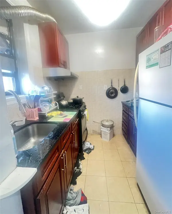 42-52 Layton ST #5C, Elmhurst, NY 11373