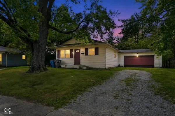 4140 Mellis DR, Indianapolis, IN 46235