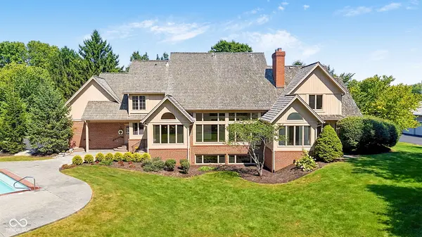 14260 Oakbrook CT, Carmel, IN 46033