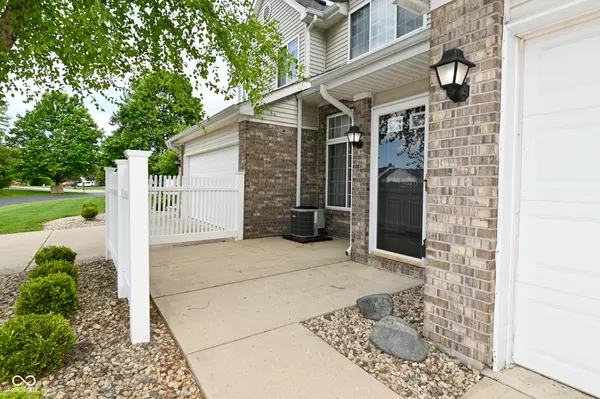 11437 Enclave BLVD, Fishers, IN 46038
