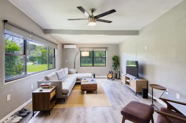 628 N DUSS ST, New Smyrna Beach, FL 32168