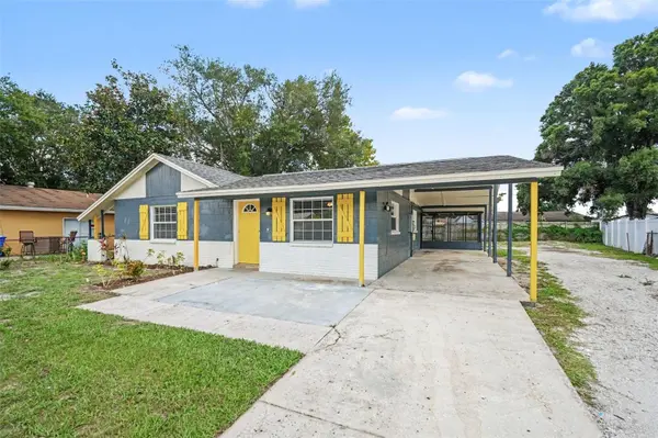 8503 FISH LAKE RD, Tampa, FL 33619