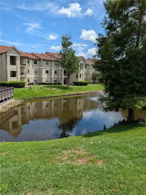 3028 PARKWAY BLVD #204, Kissimmee, FL 34747