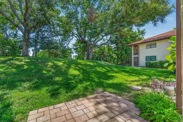 1602 HAMMOCK PINE BLVD #1602, Clearwater, FL 33761