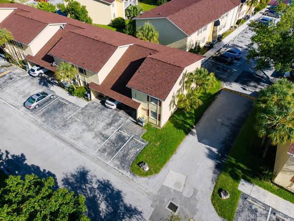 7535 ABONADO RD #B, Tampa, FL, 33615 photo 22