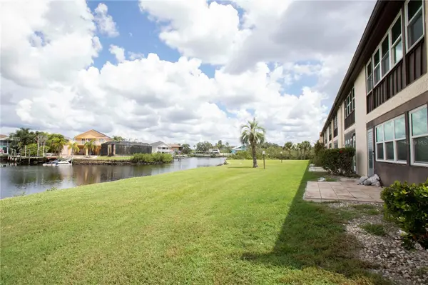 4609 MARINE Pkwy #203, New Port Richey, FL 34652