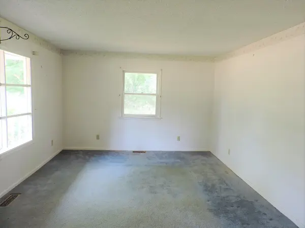 29800 N 1728 East RD, Alvin, IL 61811