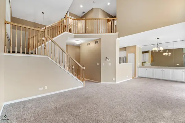 101 FAIRWAY DR #101, La Grange, IL 60525