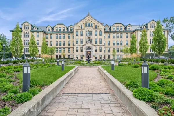 1041 Ridge RD #101, Wilmette, IL 60091