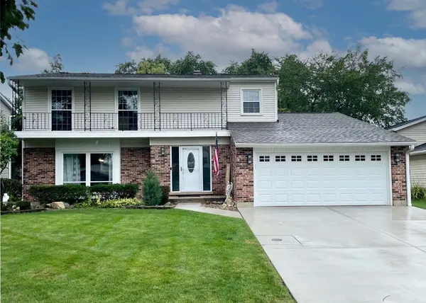 1000 Harvard LN, Buffalo Grove, IL 60089