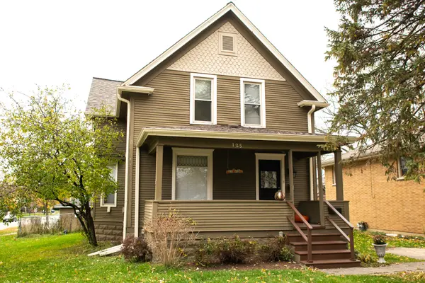 125 S 13th ST, St. Charles, IL 60174