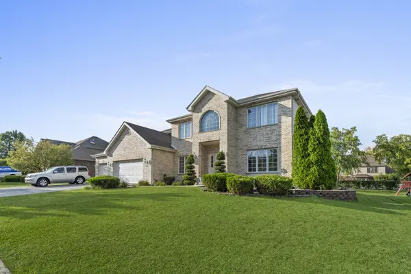 8280 Callista DR, Frankfort, IL 60423