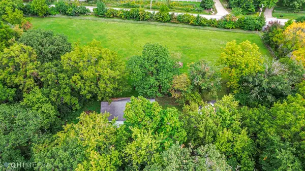 5N510 Curling Pond CT, Wayne, IL 60184