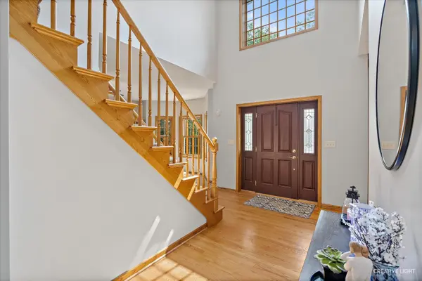 3300 Oak Knoll RD, Carpentersville, IL 60110