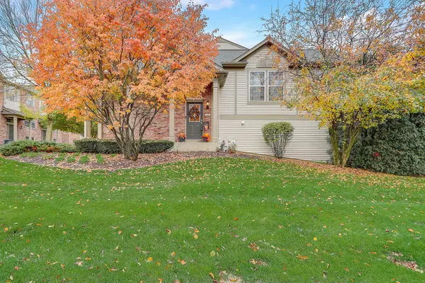 422 VALENTINE WAY, Oswego, IL 60543