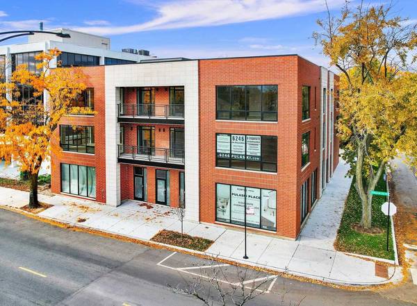 6246 N Pulaski RD #304, Chicago, IL 60646