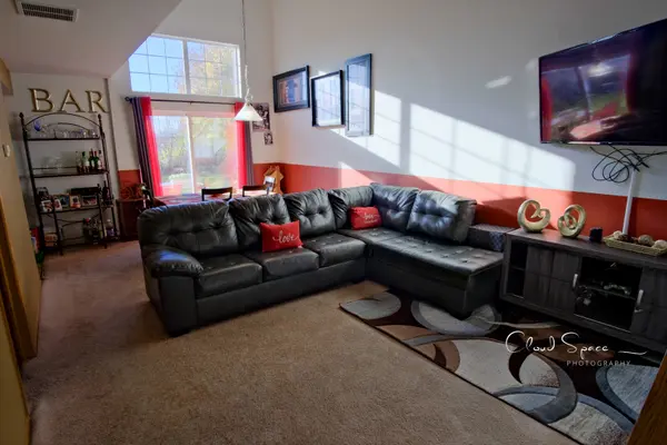1530 Anderson TRL, Zion, IL 60099