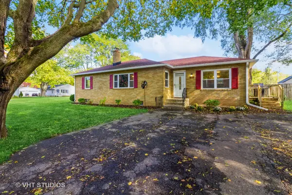 148 West ST, Sugar Grove, IL 60554