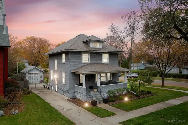 122 S Russell AVE, Aurora, IL 60506