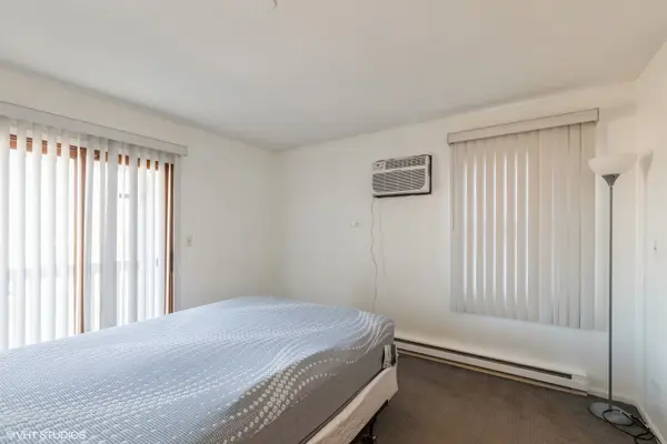 1352 Cunat CT #3A, Lake In The Hills, IL 60156