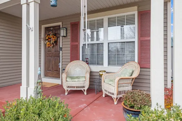 1811 Silver Ridge DR, Plainfield, IL 60586
