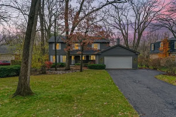 846 Waveland RD, Lake Forest, IL 60045