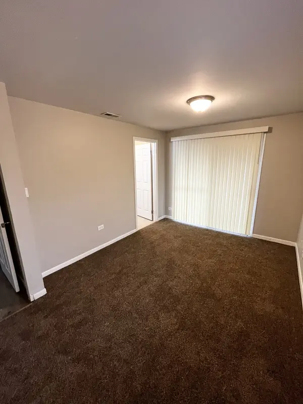 18521 John AVE Country Club Hills, IL 60478