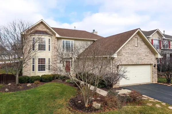 3212 Timber Creek LN, Naperville, IL 60565