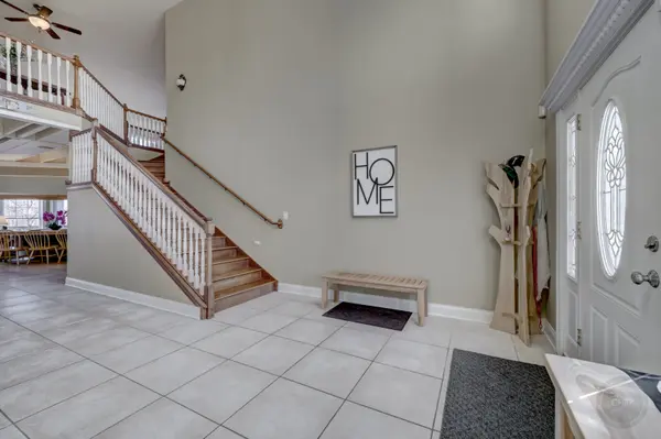 467 DELAWARE CIR, Bolingbrook, IL 60440