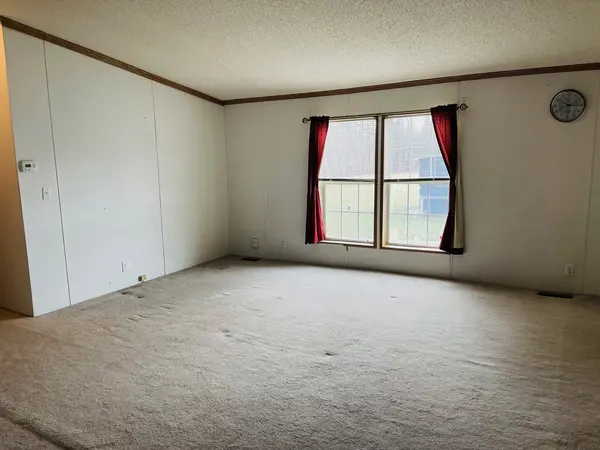 38569 Sheridan RD, Beach Park, IL 60087