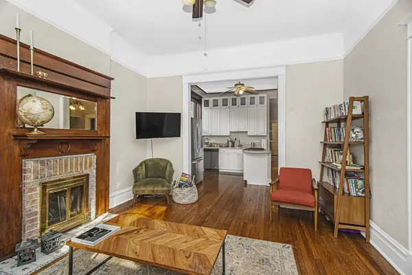 2159 N Seminary AVE #A, Chicago, IL 60614
