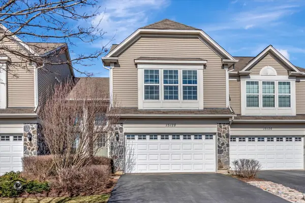 15128 Pinewood RD, Lockport, IL 60441