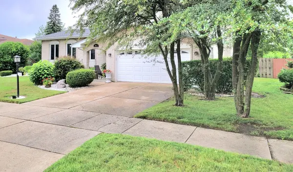 938 E 194th ST, Glenwood, IL 60425