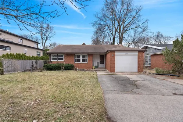 4111 Church ST, Skokie, IL 60076