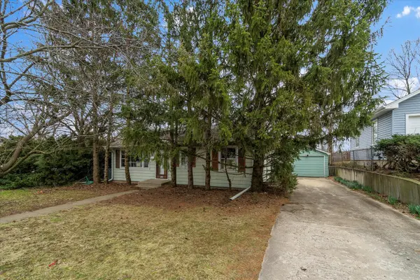 137 James ST, Montgomery, IL 60538