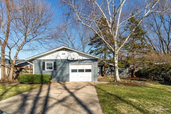 633 Seneca DR, Aurora, IL 60506