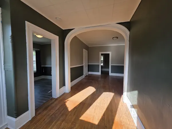 627 W Jefferson ST, Ottawa, IL 61350