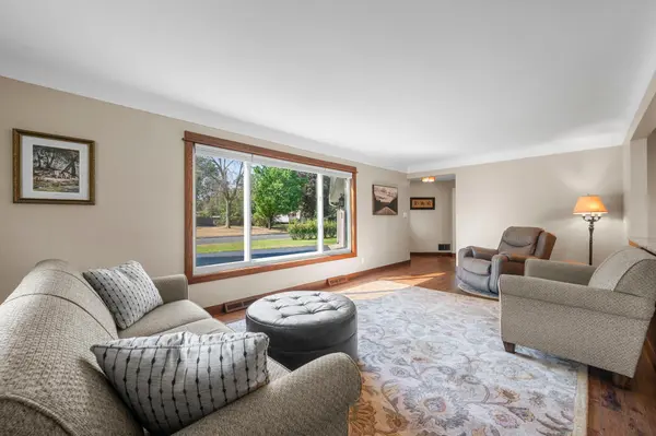 3887 Van Dyke ST, White Bear Lake, MN 55110