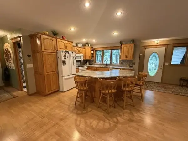 19868 Edgeton RD, Richmond, MN 56368