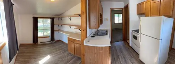323 S Donnelly AVE, Litchfield, MN 55355