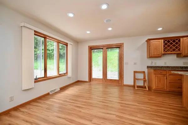 68 Whispering AVE, Winona, MN 55987