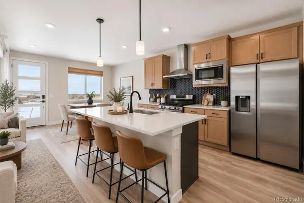 1232 S Algonquian ST, Aurora, CO 80018