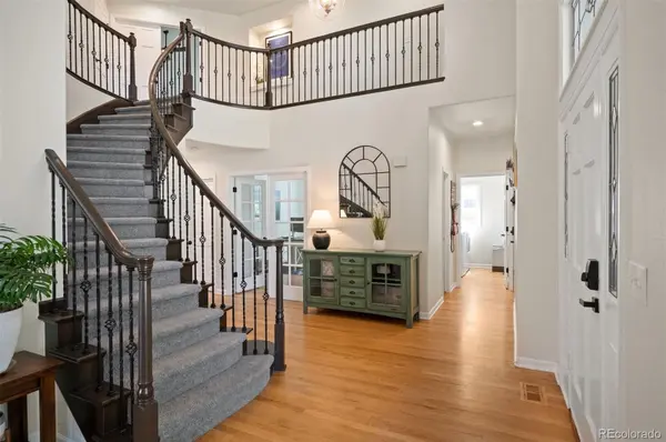 10182 Knoll CIR, Littleton, CO 80130