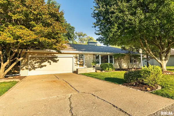 5802 N HUMBOLDT AVE, Peoria, IL 61614
