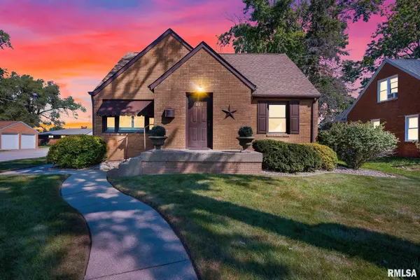 801 E KAY ST, Morton, IL 61550