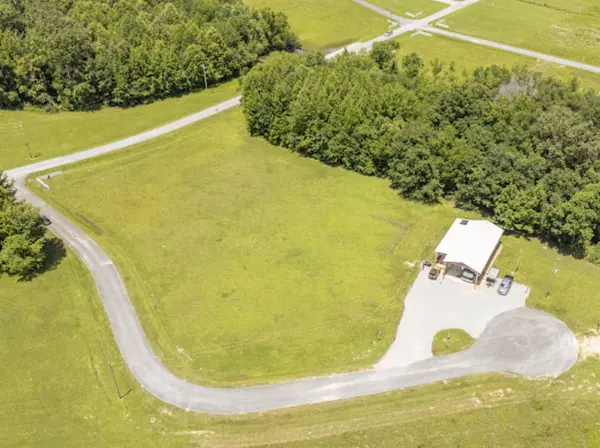 99 Pintail Ln, Clifton, TN 38425